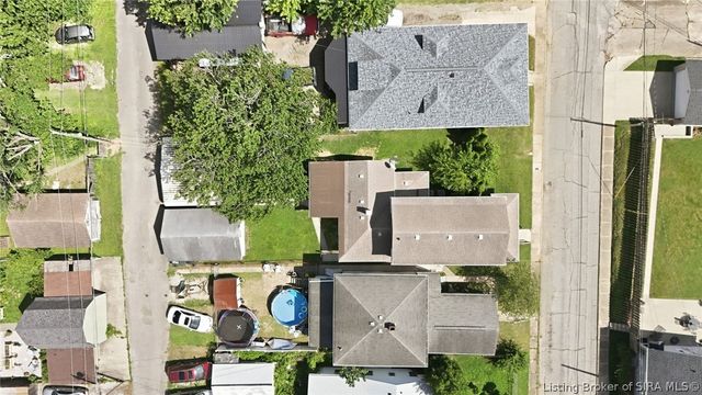 1126 Myrtle Avenue, New Albany, IN 47150