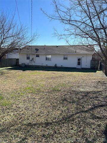 5765 E 27th Street, Tulsa, OK 74114