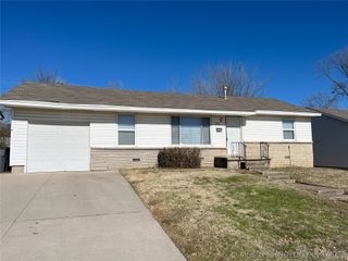 5765 E 27th Street, Tulsa, OK 74114
