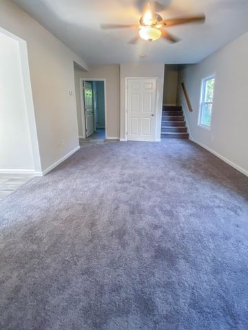 6 Carter Street, Webster, MA 01570