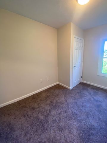 6 Carter Street, Webster, MA 01570