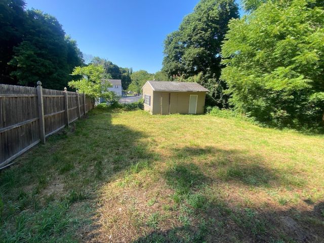 6 Carter Street, Webster, MA 01570
