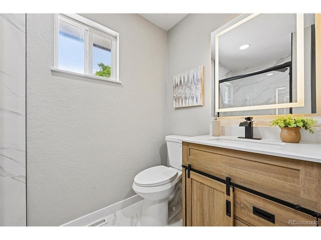 117 4th St, Fort Lupton, CO 80621