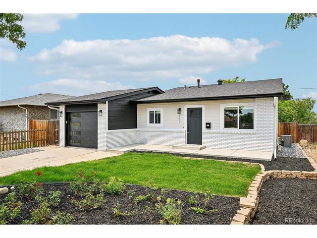 117 4th St, Fort Lupton, CO 80621