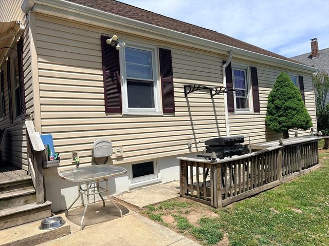 220 Belair St, New Bedford, MA 02745