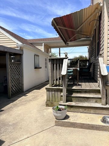 220 Belair St, New Bedford, MA 02745