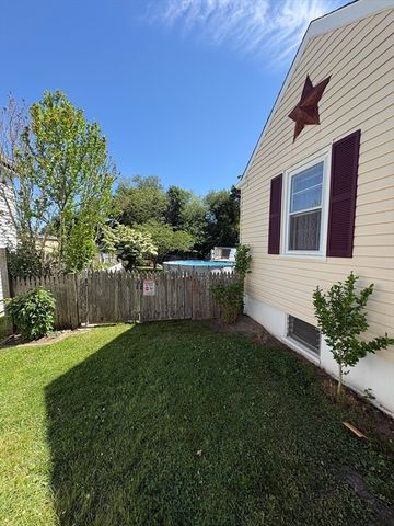 220 Belair St, New Bedford, MA 02745