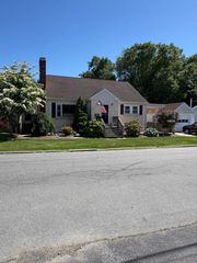 220 Belair St, New Bedford, MA 02745