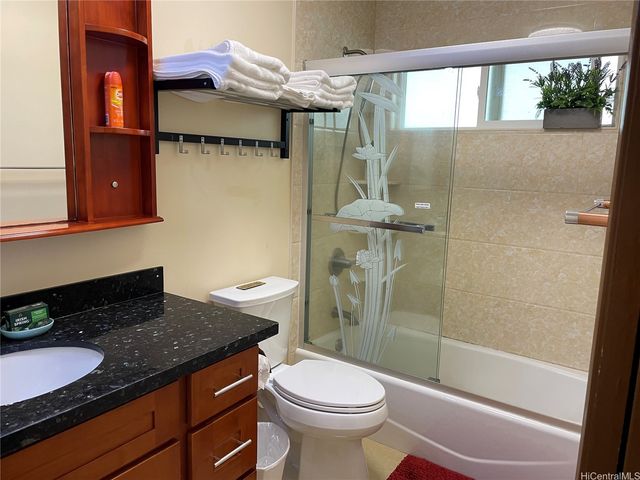 3223 Monsarrat Avenue A, Honolulu, HI 96815