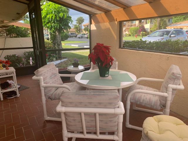 5728 Phoenix Palm Court, Delray Beach, FL 33484