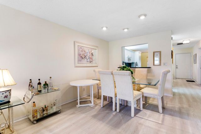 5728 Phoenix Palm Court, Delray Beach, FL 33484