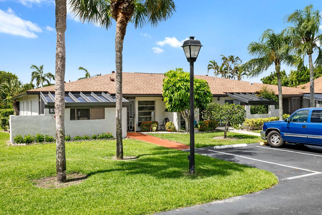 5728 Phoenix Palm Court, Delray Beach, FL 33484