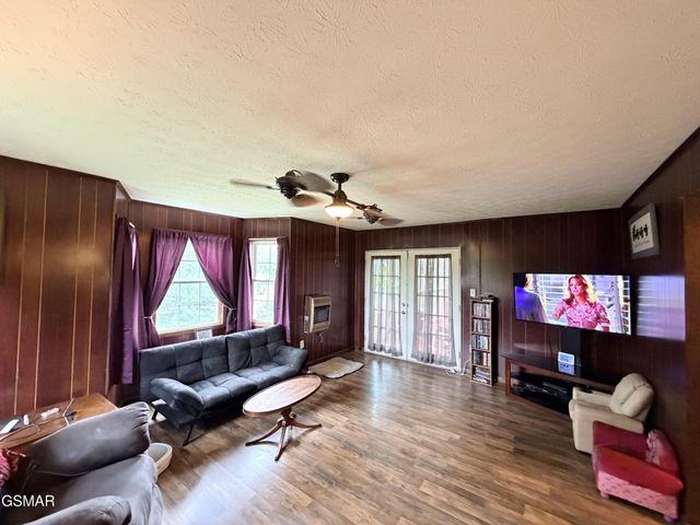 752 Warford, Newport, TN 37821