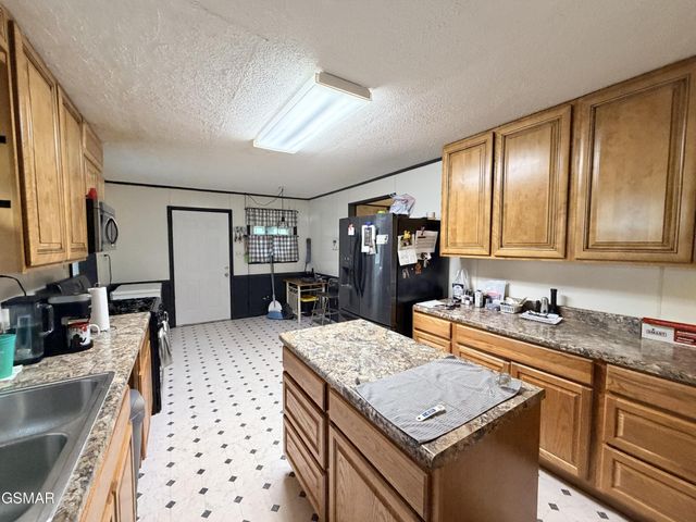 752 Warford, Newport, TN 37821