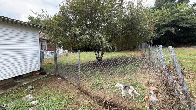 752 Warford, Newport, TN 37821