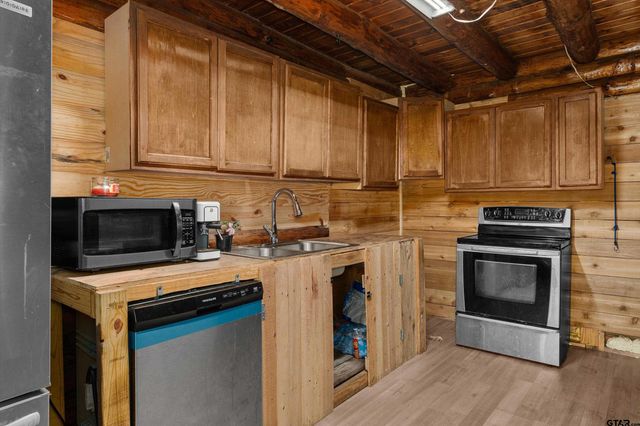 532 W State Highway 42 Access, Kilgore, TX 75662