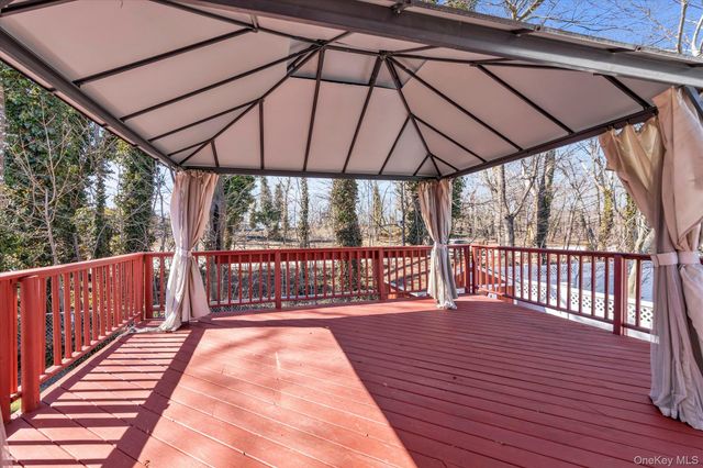 2310 Willow Street, Wantagh, NY 11793