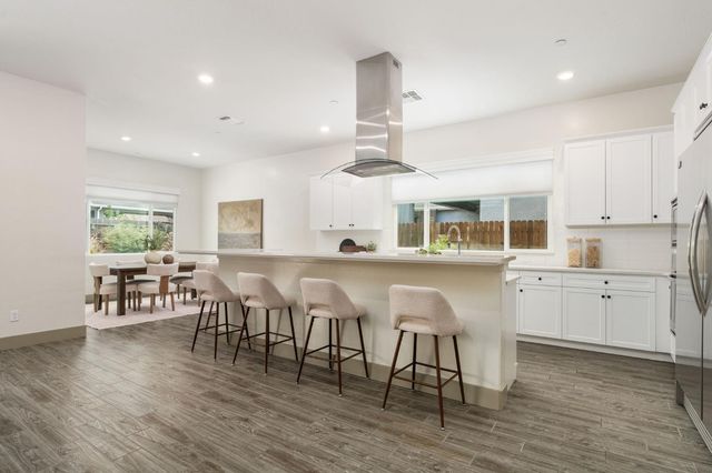 6346 E Fedora Avenue, Fresno, CA 93727