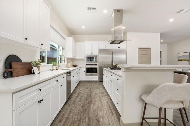 6346 E Fedora Avenue, Fresno, CA 93727