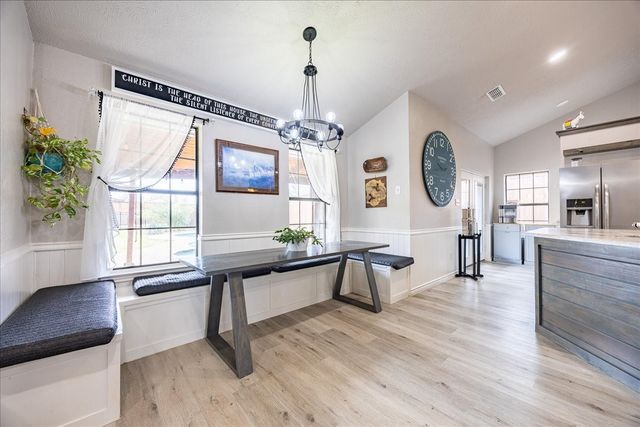 1301 N Saint Charles Avenue, Pilot Point, TX 76258