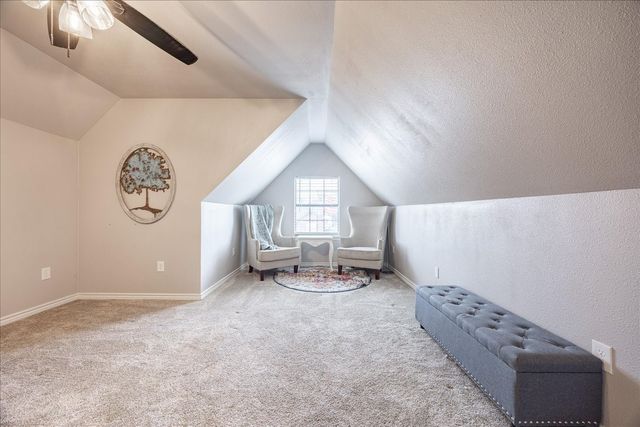 1301 N Saint Charles Avenue, Pilot Point, TX 76258