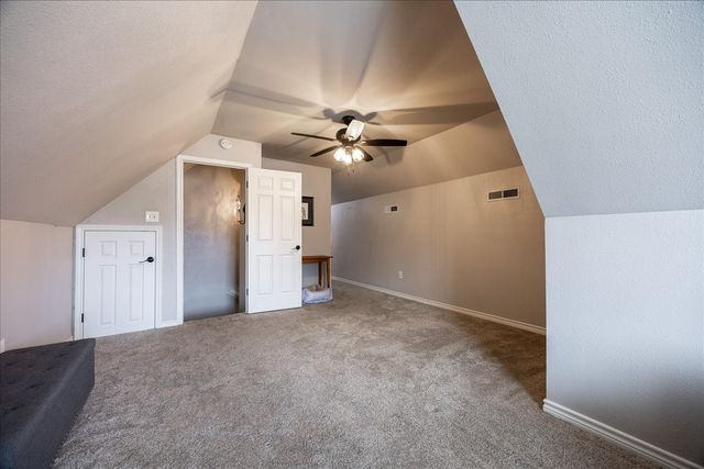 1301 N Saint Charles Avenue, Pilot Point, TX 76258