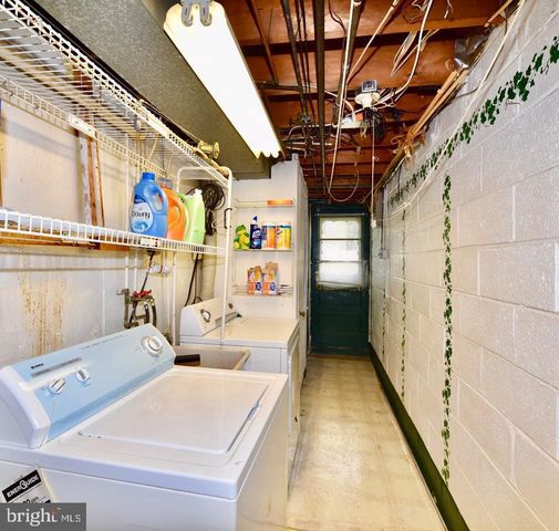 2851 WELSH RD, Philadelphia, PA 19152