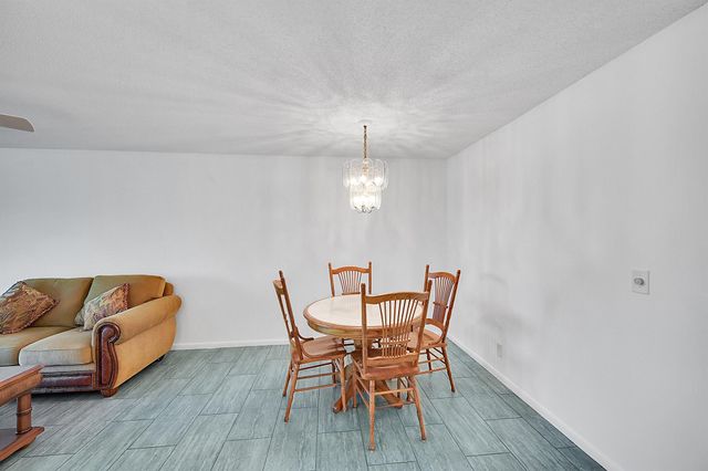 13791 Flora Place A, Delray Beach, FL 33484