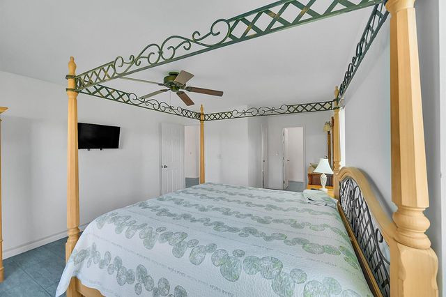 13791 Flora Place A, Delray Beach, FL 33484