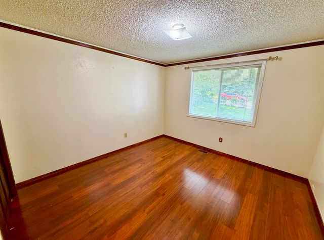 407 E SHILOH HILLS Dr, Spokane, WA 99208