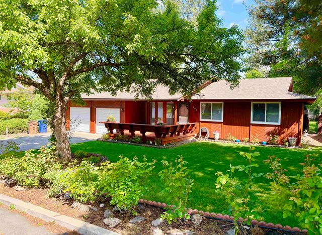 407 E SHILOH HILLS Dr, Spokane, WA 99208