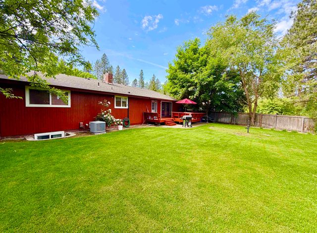 407 E SHILOH HILLS Dr, Spokane, WA 99208