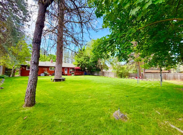 407 E SHILOH HILLS Dr, Spokane, WA 99208