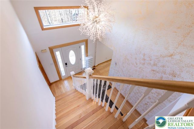 27 Brunswick Drive, Pocono Twp, PA 18344