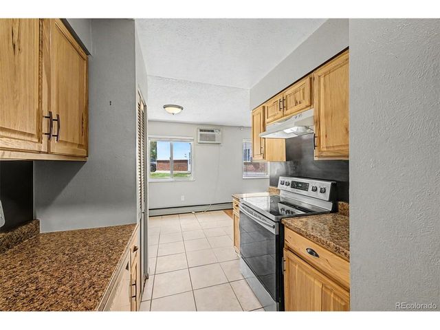 7309 W Hampden Ave 2-203, Lakewood, CO 80227