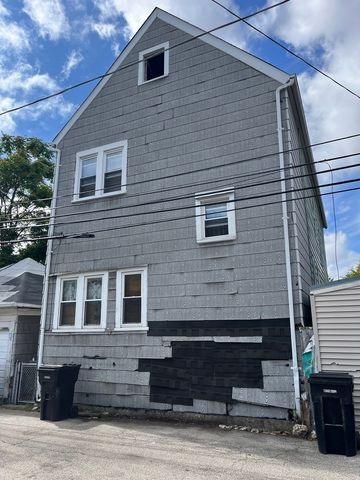 3037 N Central Park Avenue, Chicago, IL 60618