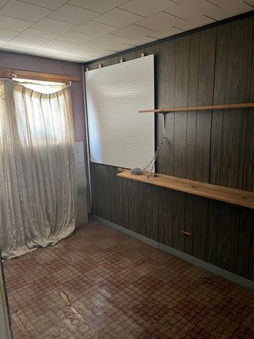 3037 N Central Park Avenue, Chicago, IL 60618