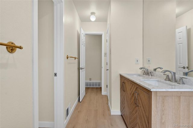 978 S Potomac Way, Aurora, CO 80012