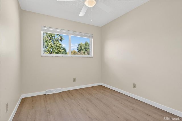 978 S Potomac Way, Aurora, CO 80012