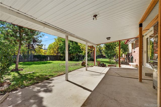 978 S Potomac Way, Aurora, CO 80012