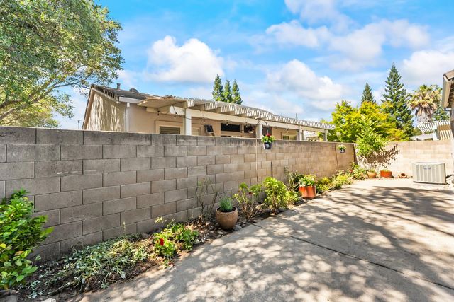 460 Precious Ln, Folsom, CA 95630