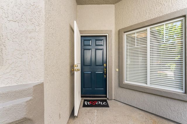 460 Precious Ln, Folsom, CA 95630