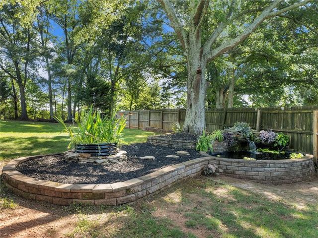 918 Mckendree Lane, Bethlehem, GA 30620