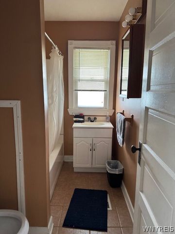 83 Parkview Avenue, Buffalo, NY 14210