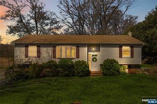 400 Lake Shore Drive, West Milford, NJ 07421