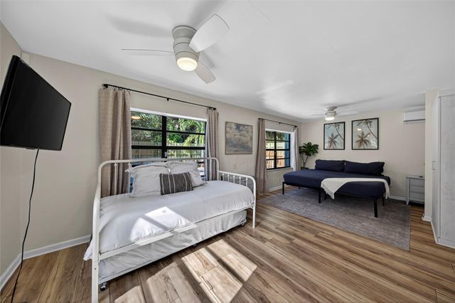 1625 NW 2nd Ave, Fort Lauderdale, FL 33311