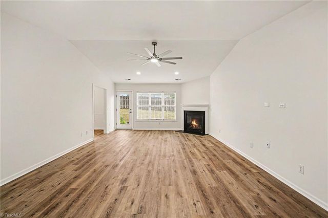 1915 Longburn Drive, Kernersville, NC 27284