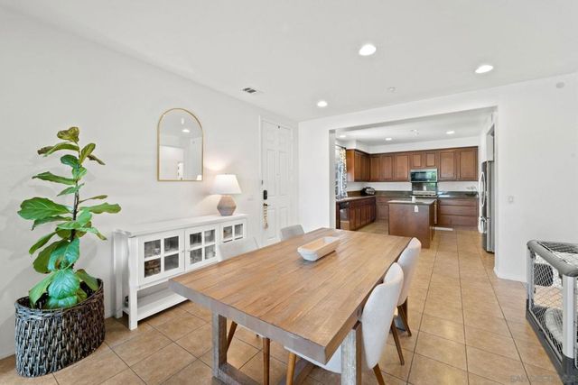 2205 Andalusia Lane 6, Chula Vista, CA 91915