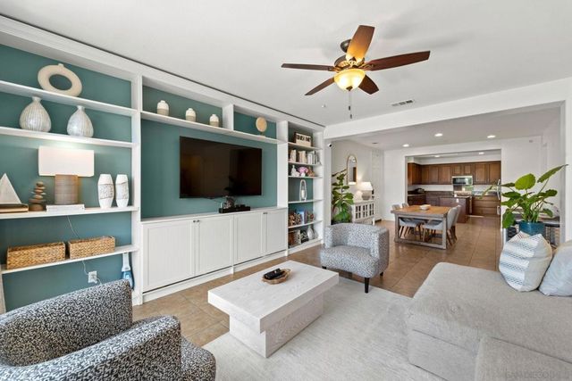 2205 Andalusia Lane 6, Chula Vista, CA 91915