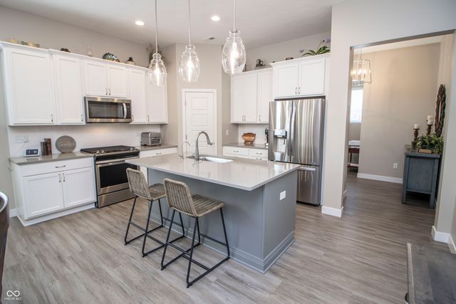 15487 Heatherbank, Westfield, IN 46074